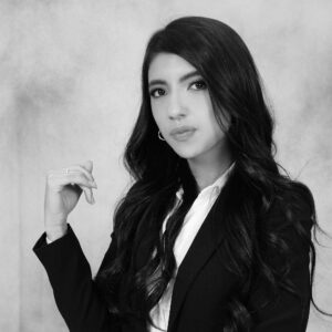 Alisson Toro Castelblanco - Abogada Cum Laude graduada de la Universidad Militar Nueva Granada